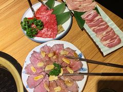 -炼火烤肉店