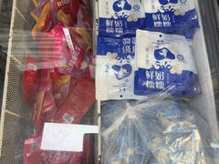 -正飞鲜奶(吐鲁番路店)