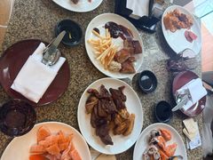 -怡咖啡海鲜自助餐厅(浦东香格里拉店)