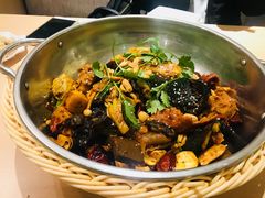-拿渡麻辣香锅(世茂广场·工三店)