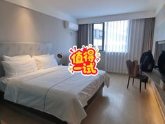 -白玉兰酒店(上海田子坊马当路地铁站店)