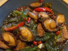 -八府香鸭·啫啫煲(华山路店)