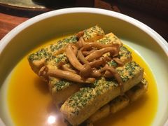金汤松菇豆腐-徽普臭鳜鱼(双井店)