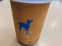 -瑞幸咖啡(纽宾凯酒店新华路店)