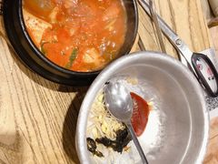 海鲜嫩豆腐汤-姜虎东白丁烤肉(苏州中心店)
