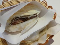 招牌肉夹馍-鼎高高陕西美食(北京华联天通苑购物中心)