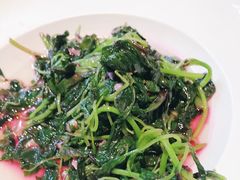 -吴越荣记苏州菜·松鼠桂鱼100%活鱼现做(斜塘老街店)