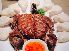 招牌苏浙樟茶鸭-苏浙汇(肇嘉浜路总店)