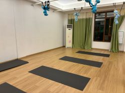 -依灵瑜伽普拉提连锁