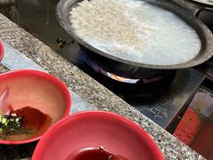 -张阿三馄饨店