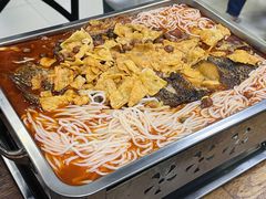 -在巷子里的烤肉店·螺蛳粉烤鱼·牛蛙(和美城店)
