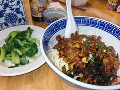 -沪西老弄堂面馆(定西路店)