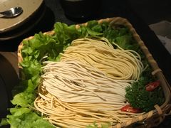-湊湊火锅·茶憩(新中关购物中心店)