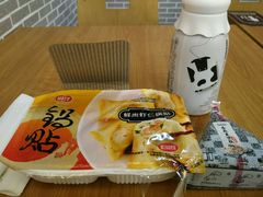 -全家便利店(愚园店)