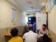 -三亚平妈饮食店(跃进路店)