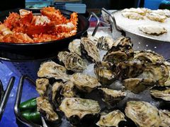 -亚洲国际大酒店·云顶阁旋转自助餐厅