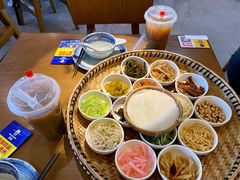 丝娃娃-包整·丝娃娃(一览甲秀楼风景店)