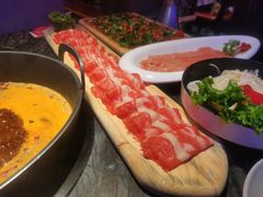 精品千层肚-热火朝天鲜切牛肉火锅(南强街巷店)