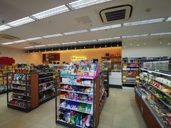 零售区-全家便利店(景昙路店)
