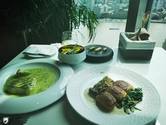 -翡翠36酒吧(浦东香格里拉店)