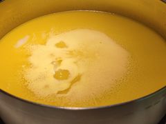 8小时熬制花胶鸡汤-澳美徕·港式花胶鸡火锅(高新万达店)
