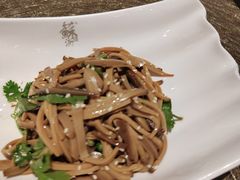 -苏浙汇(南京西路店)