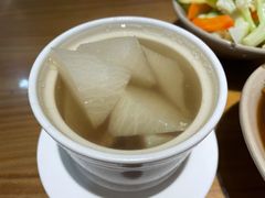 萝卜汤-红猪卤肉饭(大西洋美食城店)