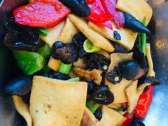 云耳千页豆腐干锅-自游人·美食一楼·地道徽菜(三十年名店)