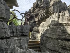 -梭布垭石林景区