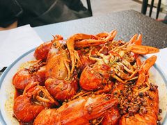 三妹澳洲小龙虾-三妹小龙虾·黄油蟹(华侨城总店)