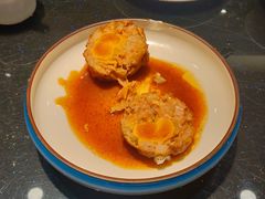 鸭蛋黄狮子头-梅飞酒家(名辉豪庭店)