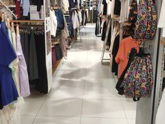 -优衣库(广州天河领展广场店)