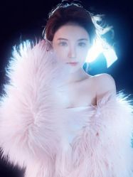 点击看大图 -定格摄影·轻奢定制写真馆