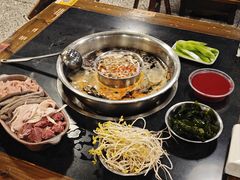 -邓莽子老火锅(中兴路总店)