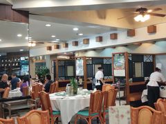 大堂-勝記酒家·37年老字号·经典粤菜(荔枝公园店)
