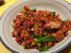 大蒜叶炒香肠-寻钵记民菜馆·正宗常德钵子菜(滨湖路店)