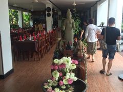-Neary Khmer Restaurant
