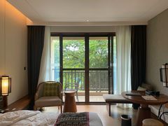 -西双版纳融创皇冠假日度假酒店