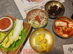 -草家酱蟹炭火烤肉店(珲春南路二店)