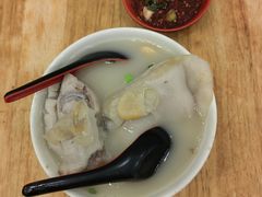 -雷祖芳老妈蹄花店