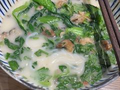 -鲜越鲜鱼粉(财富购物中心店)