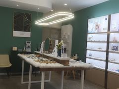 -无界眼镜MaxLess(南翔印象城店)