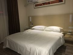 -城市便捷酒店(北海老街海景店)