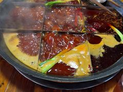 -正南齊北重庆老火锅(光华村直营店)