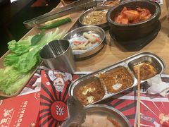 -青瓦炭韩潮烤肉(花园道店)