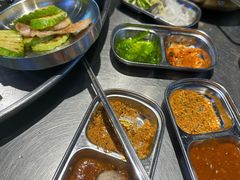 -哈哈碳都·牛肋条无限自助烤肉(台江万达店)
