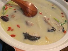 -老阿爸鲜鱼土菜(昆山花桥店)