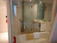 android_upload_pic-杭州滨江宝龙城华美达酒店