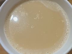 -努尔古丽奶茶