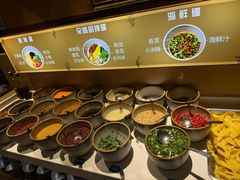 -一朵菌·野生菌探索家火锅(南亚店)